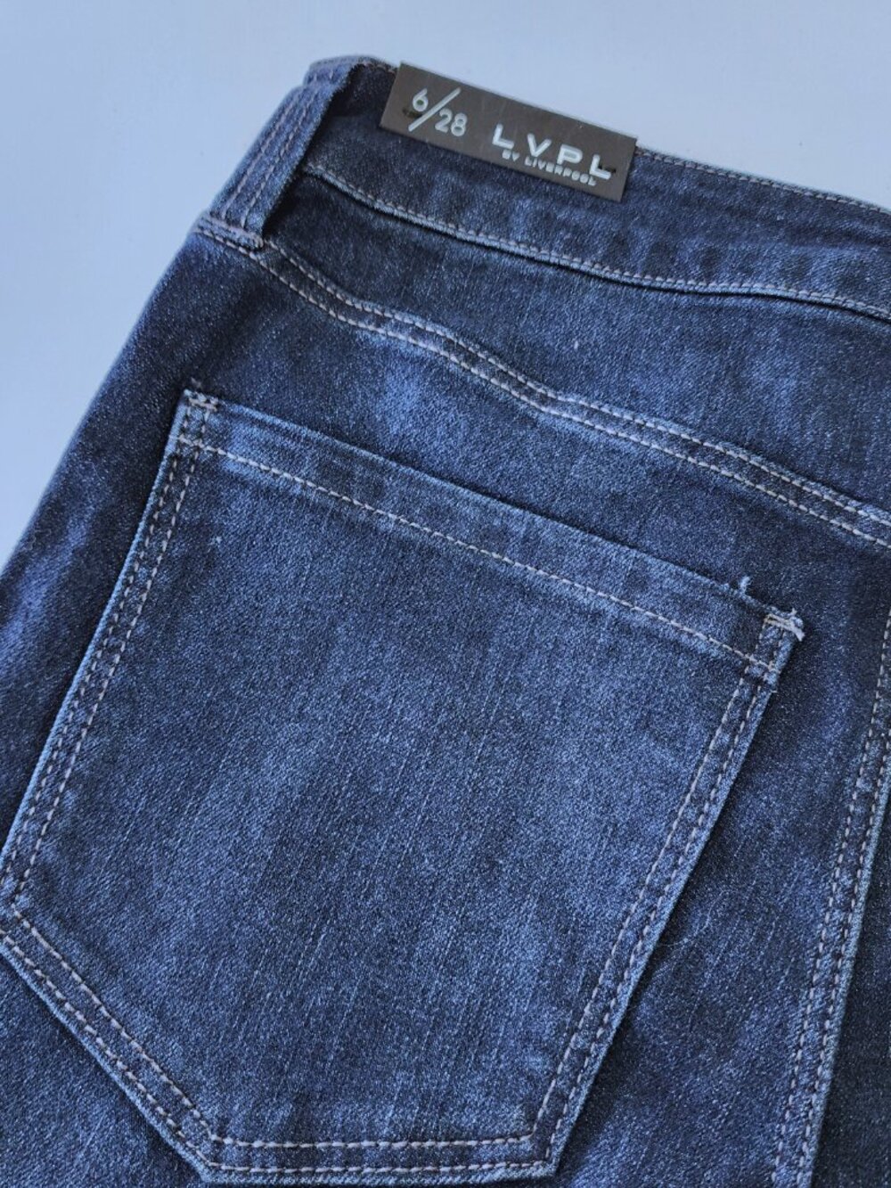 Liverpool Los Angeles High Rise Straight Jeans 28 Dark Wash NWT - Picture 4 of 9